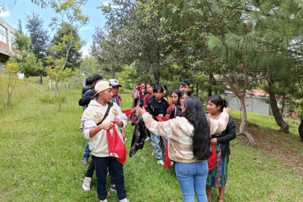 52aa737d-6c4b-4cb0-86a2-837f9caafcb0 52aa737d-6c4b-4cb0-86a2-837f9caafcb0