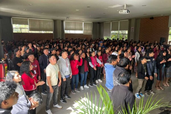 d4edc7a4-e85b-4d31-9e06-99a8a683b7f9 d4edc7a4-e85b-4d31-9e06-99a8a683b7f9